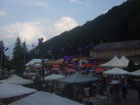 L'attimo in cui si sono staccati i palloncini